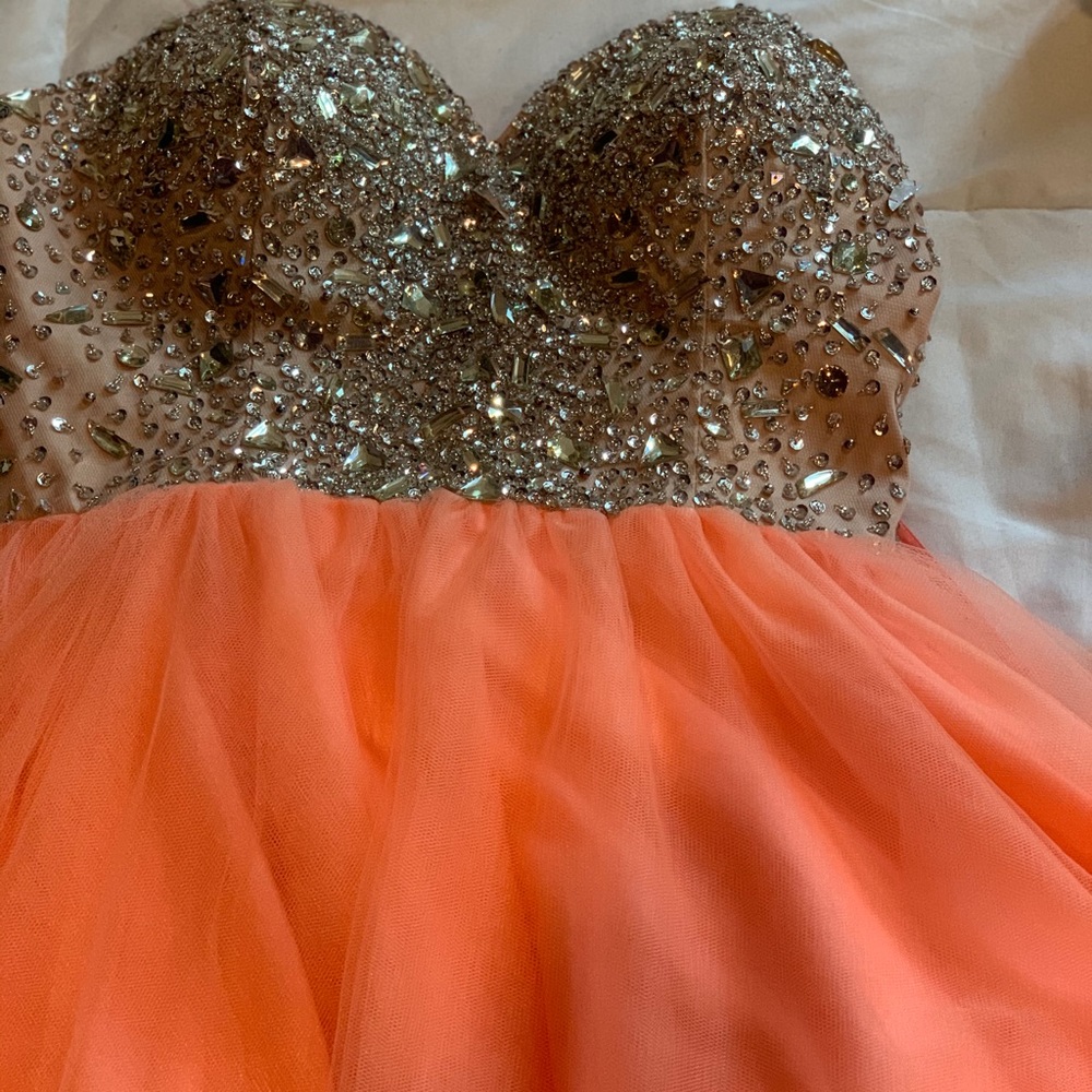 Strapless dress